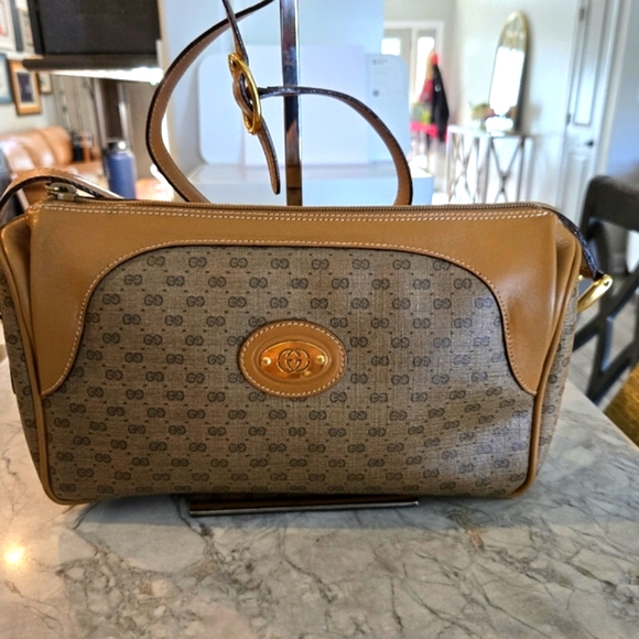 GUCCI Crossbody Bag - Picture 2 of 12